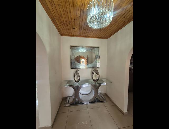 4 BEDROOM HOUSE FOR SALE IN VANDERBIJLPARK SE 3